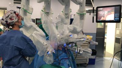 L’Hospital Doctor Peset fa la seua primera cirurgia robòtica assistida amb el sistema quirúrgic Da Vinci